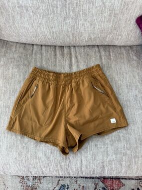 Vuori Women’s Golden Brown Dash Shorts